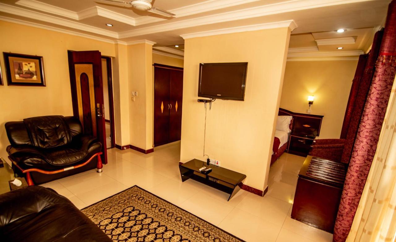 Urban Rose Hotel & Apartments Darüsselam Dış mekan fotoğraf