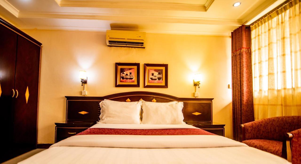 Urban Rose Hotel & Apartments Darüsselam Dış mekan fotoğraf