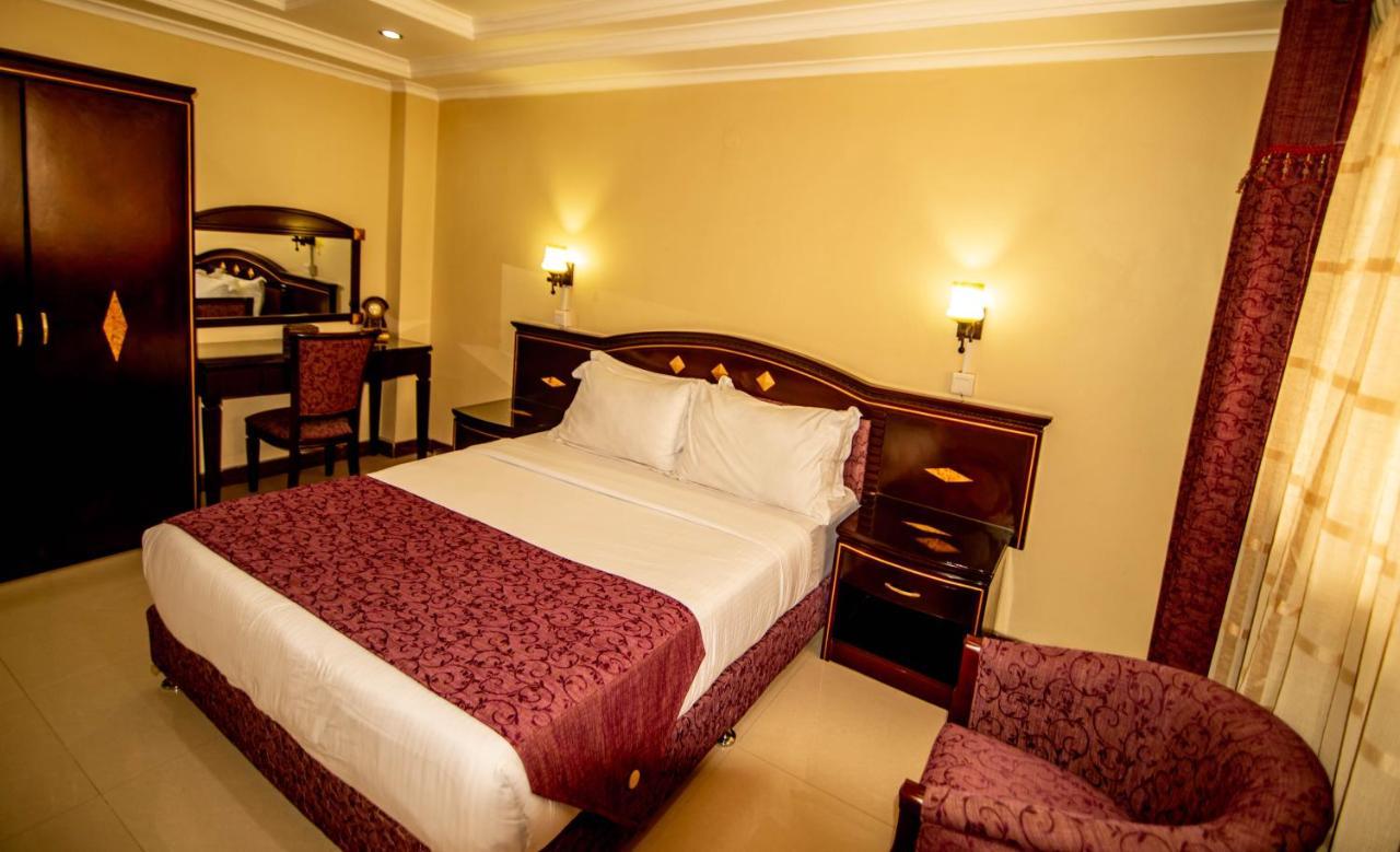 Urban Rose Hotel & Apartments Darüsselam Dış mekan fotoğraf