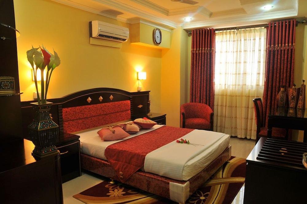 Urban Rose Hotel & Apartments Darüsselam Dış mekan fotoğraf