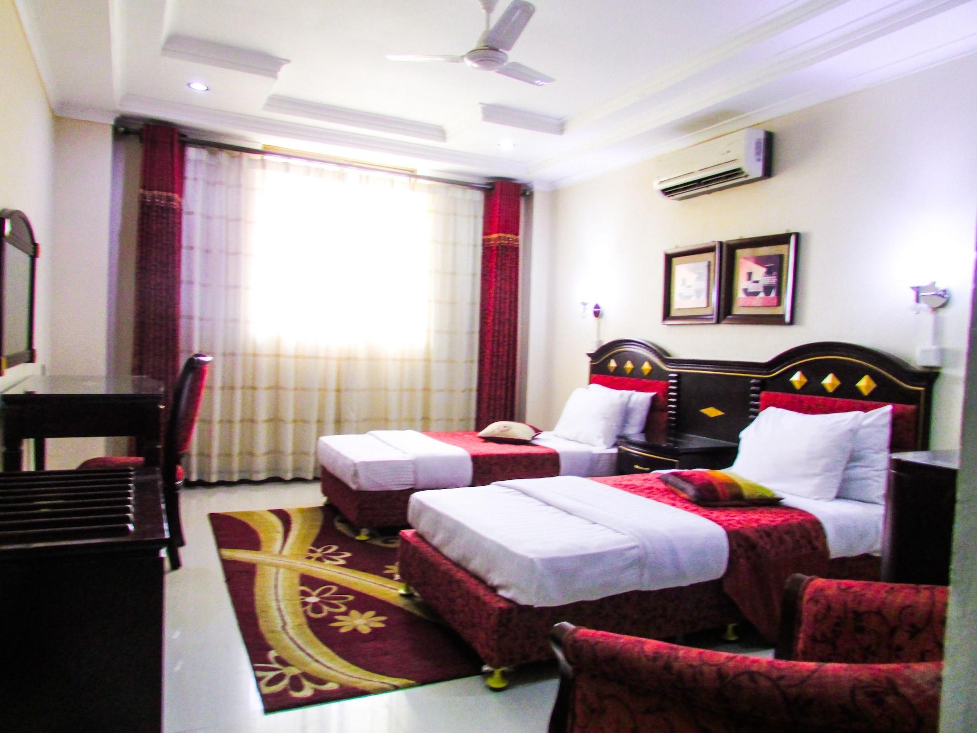 Urban Rose Hotel & Apartments Darüsselam Dış mekan fotoğraf