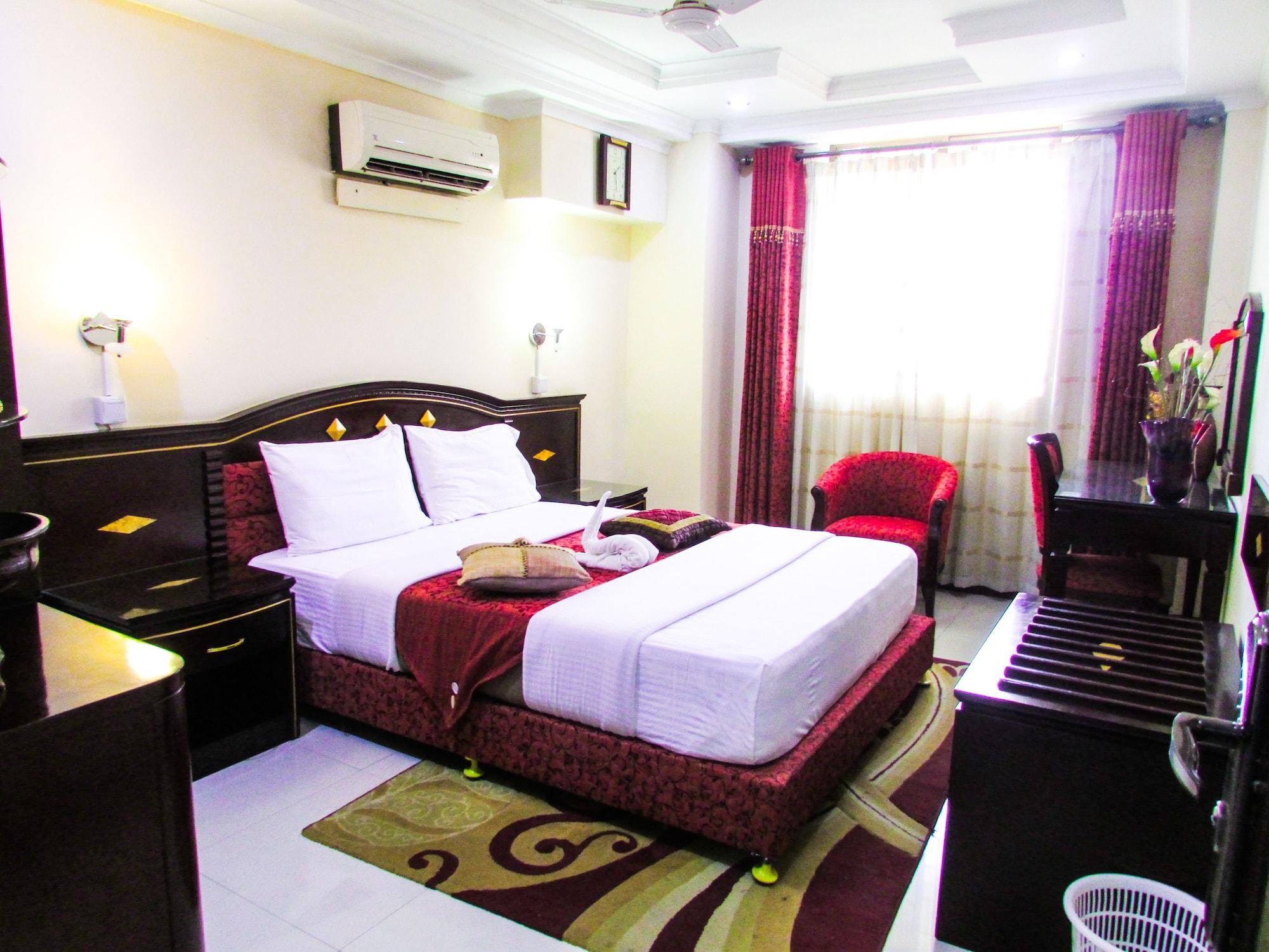 Urban Rose Hotel & Apartments Darüsselam Dış mekan fotoğraf