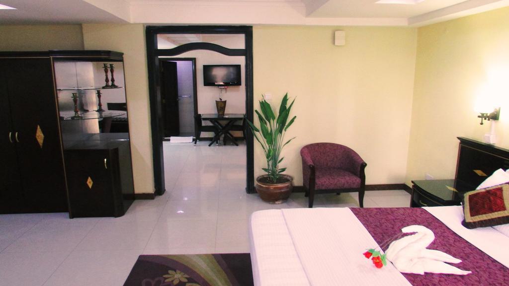 Urban Rose Hotel & Apartments Darüsselam Dış mekan fotoğraf